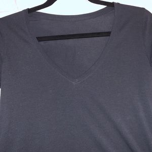 Dark Grey Lululemon V Neck size 4